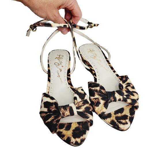 Alice + Olivia Alexi Leopard Print Open Toe Bow Wedge Sandal Women's Size  10 - Picture 1 of 15